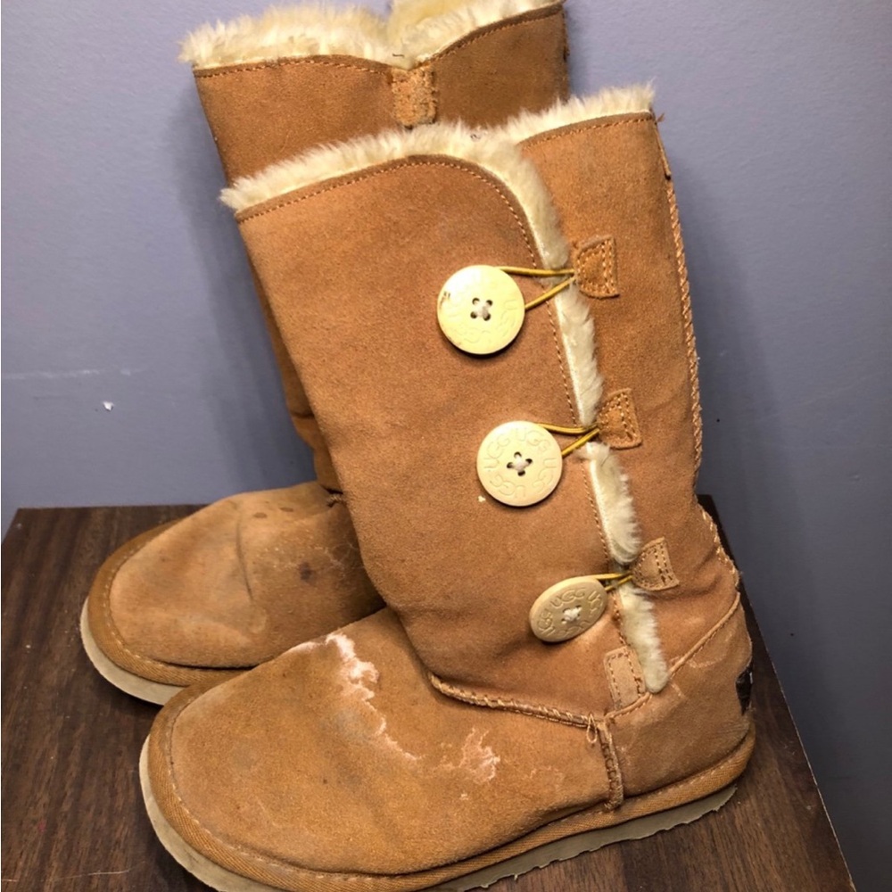 Cozy Tan Suede Boots with Fur Lining